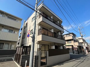 ジュネパレス蒲生第3外観写真