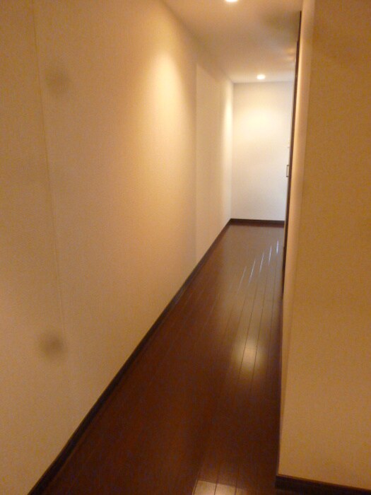 物件内観写真7　(廊下)
