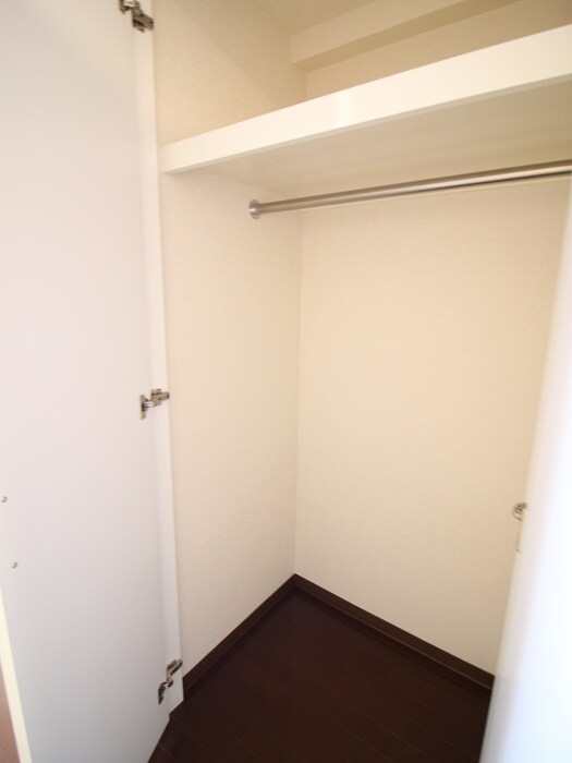 物件内観写真7　(収納)