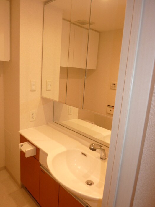 物件内観写真13　(洗面)