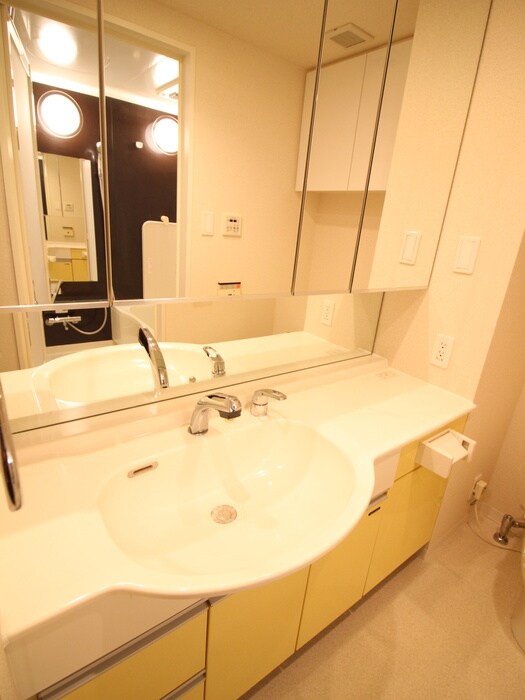 物件内観写真15　(洗面)