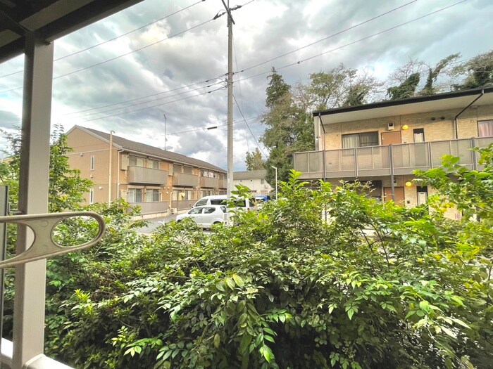 物件内観写真22　(室内からの展望)