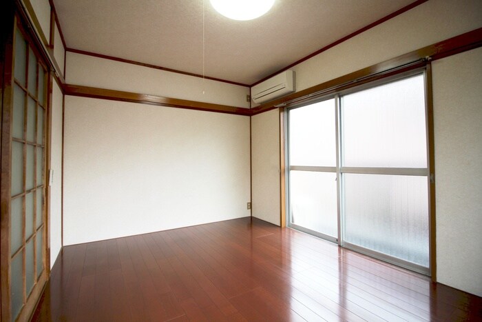 物件内観写真10　(居室)