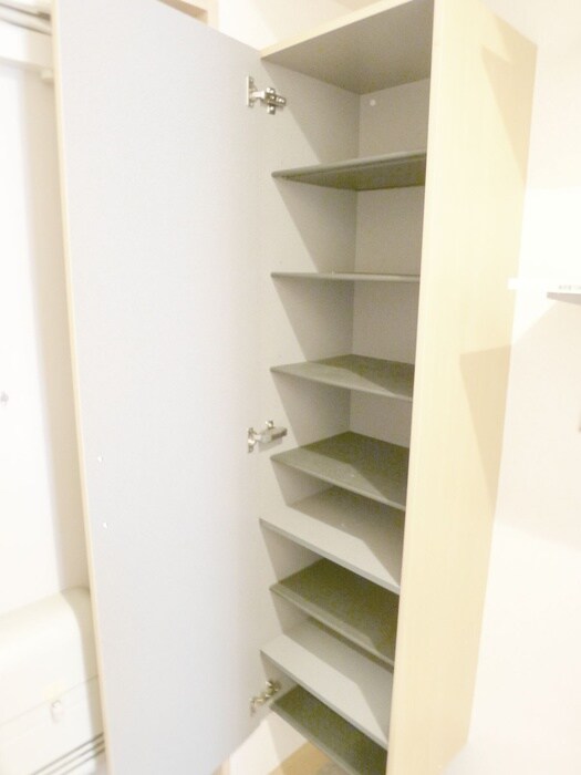 物件内観写真16　(靴箱)