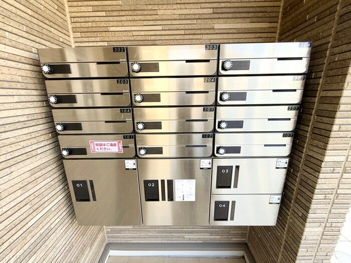 物件外観写真4　(建物設備)