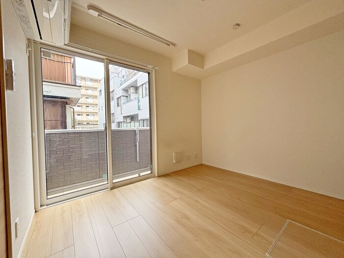 物件内観写真7　(居室)