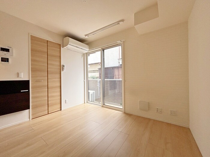 物件内観写真21　(居室)