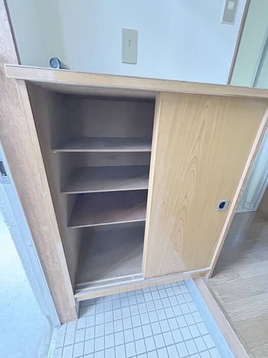 物件内観写真19　(靴箱)