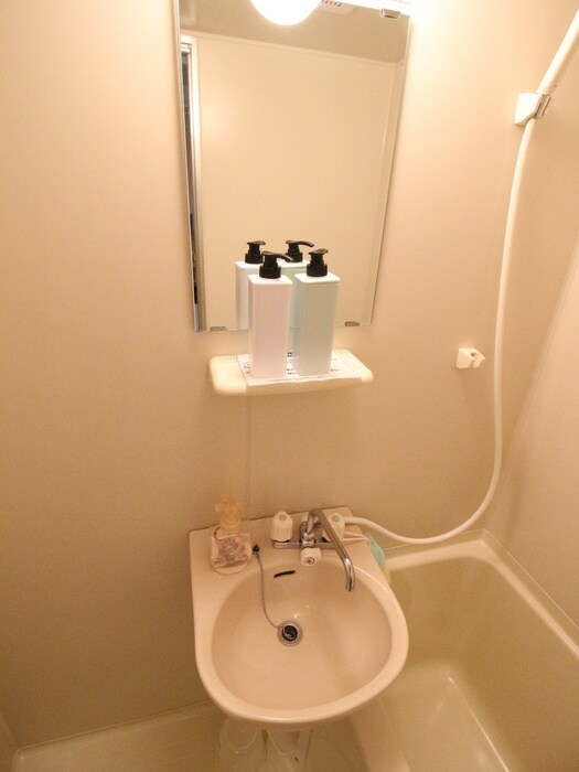 物件内観写真10　(洗面)