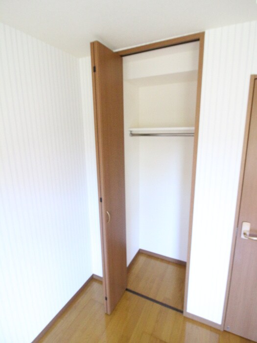 物件内観写真13　(収納)