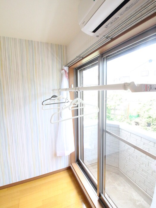 物件内観写真17　(廊下)