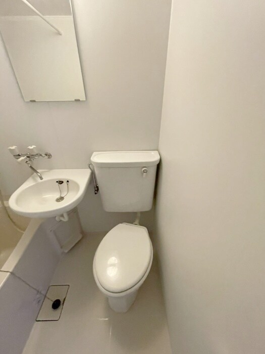 物件内観写真17　(トイレ)