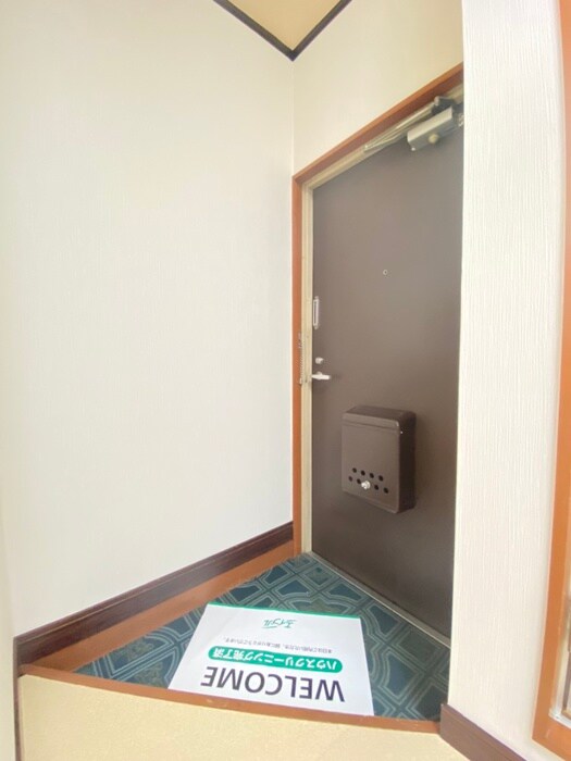 物件内観写真15　(玄関)