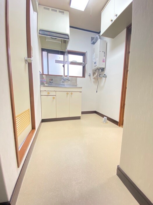 物件内観写真19　(廊下)