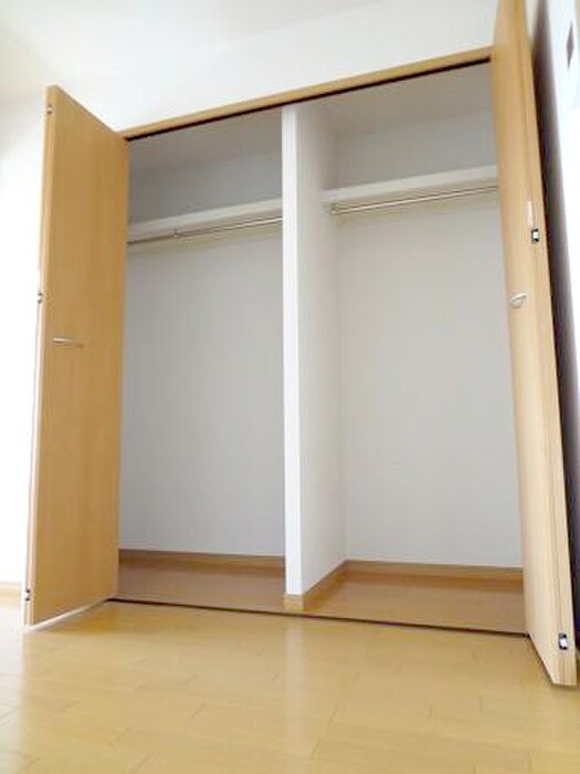 物件内観写真10　(収納)