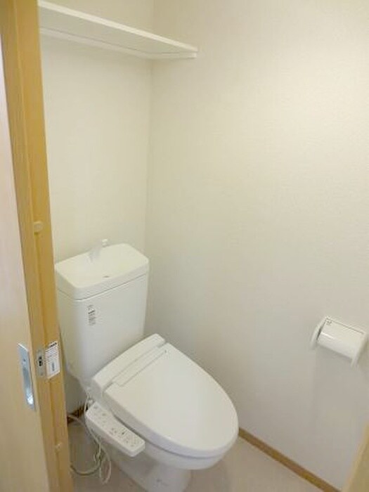 物件内観写真15　(トイレ)