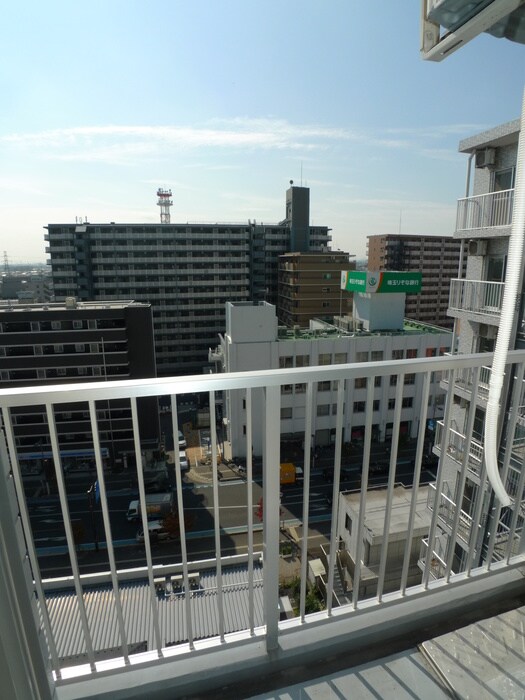 物件内観写真9　(室内からの展望)