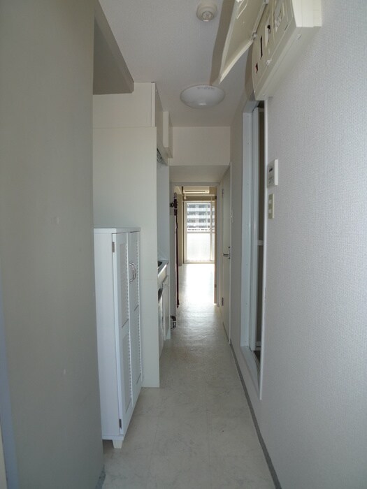 物件内観写真13　(廊下)