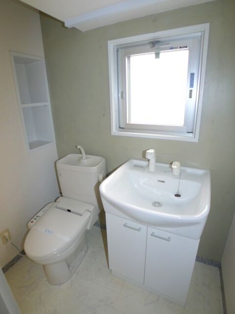 物件内観写真13　(洗面)