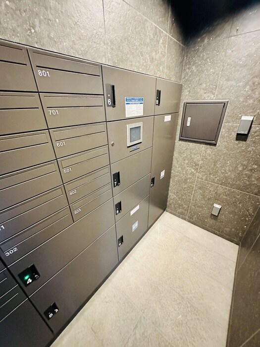 物件外観写真4　(建物設備)