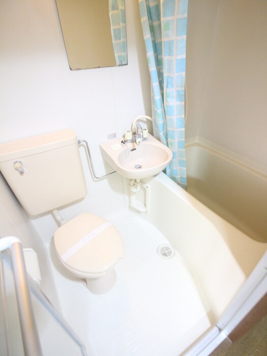 物件内観写真8　(バス／シャワールーム等)