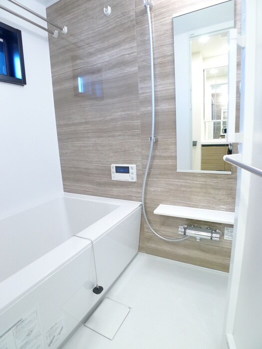 物件内観写真13　(バス／シャワールーム等)