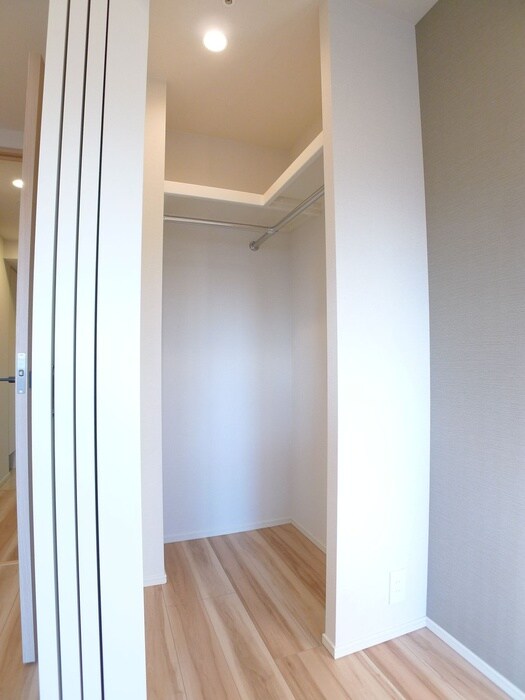 物件内観写真15　(収納)