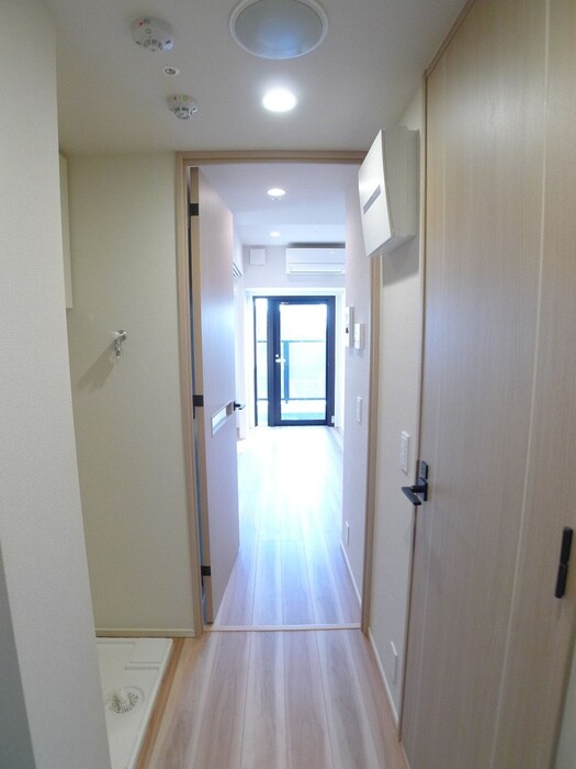 物件内観写真18　(廊下)