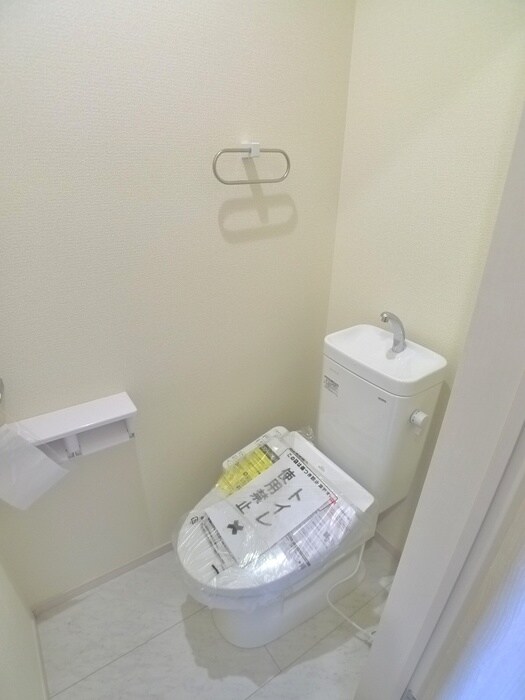 物件内観写真12　(トイレ)