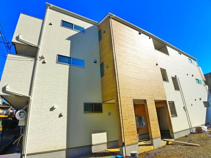 物件外観写真1　(外観写真)