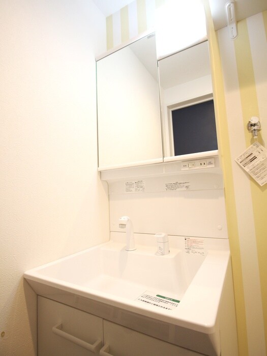 物件内観写真14　(洗面)