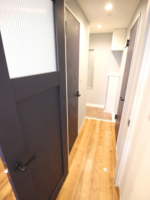 物件内観写真17　(廊下)