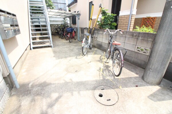 駐輪場