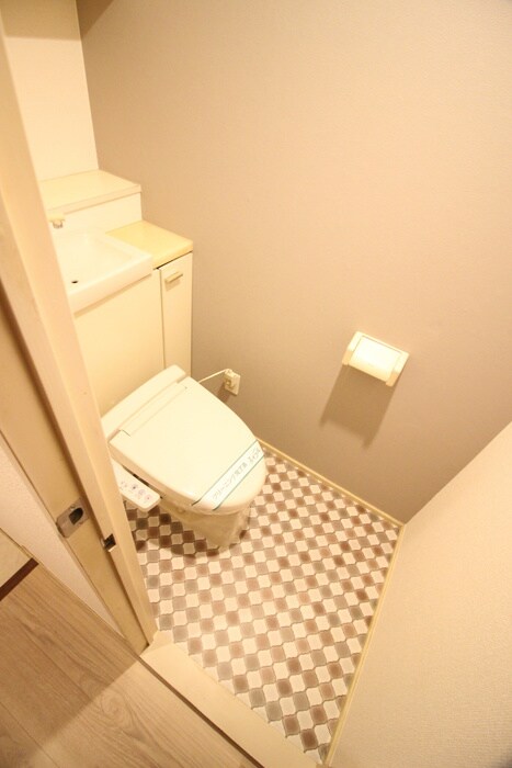 物件内観写真7　(トイレ)