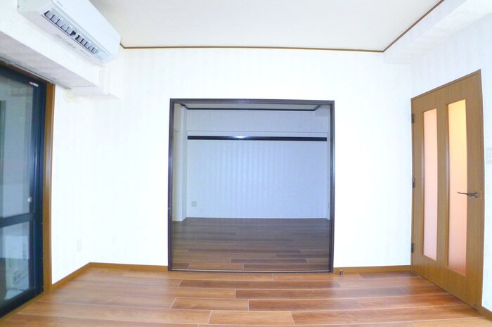 物件内観写真9　(居室)