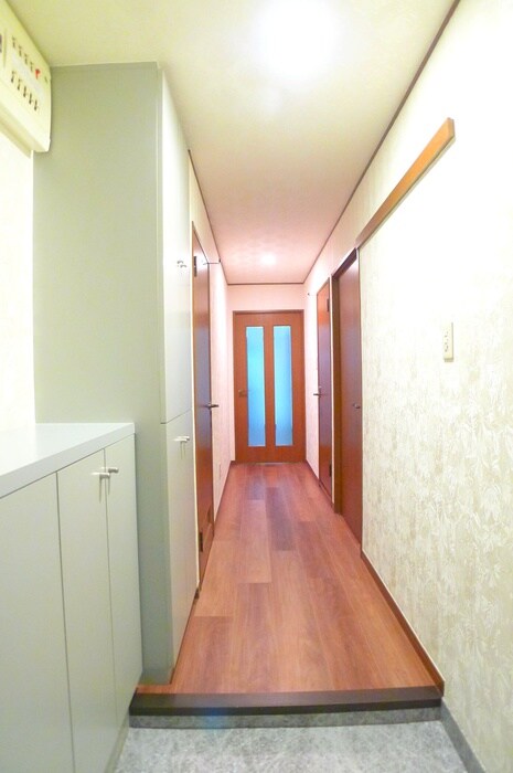 物件内観写真15　(廊下)