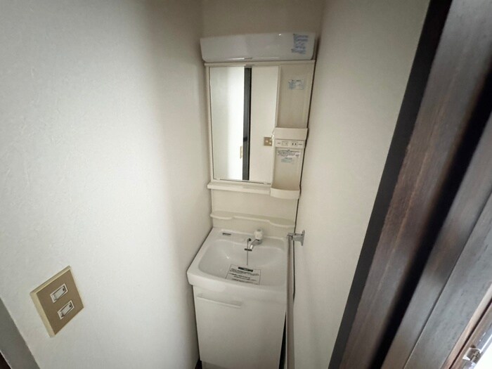 物件内観写真9　(洗面)