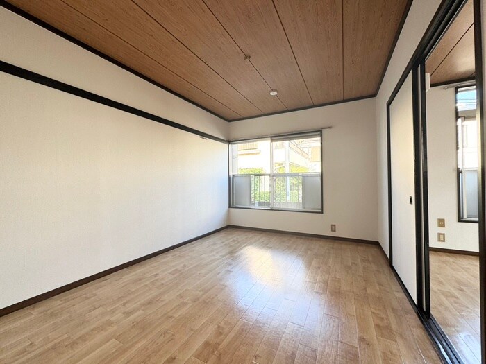 物件内観写真18　(居室)