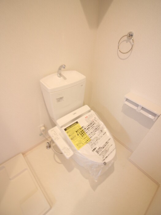 物件内観写真12　(トイレ)