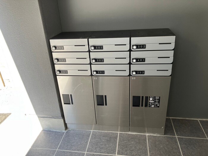 物件外観写真6　(建物設備)