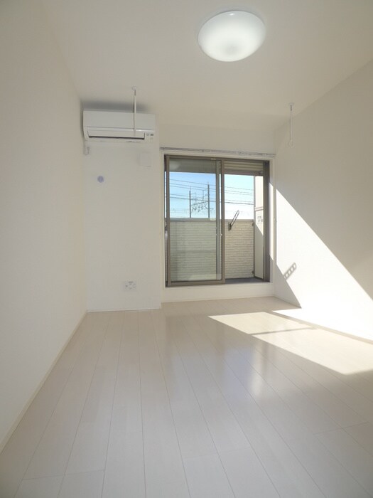 物件内観写真13　(居室)