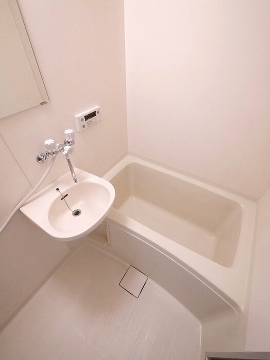 物件内観写真13　(バス／シャワールーム等)