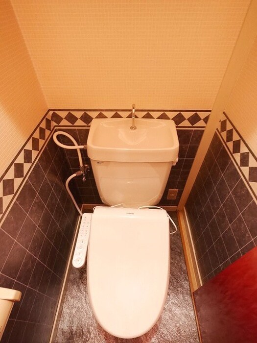 物件内観写真14　(トイレ)