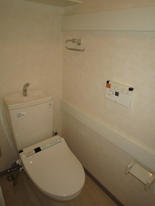 物件内観写真12　(トイレ)