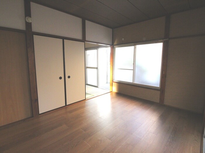 物件内観写真5　(居室)