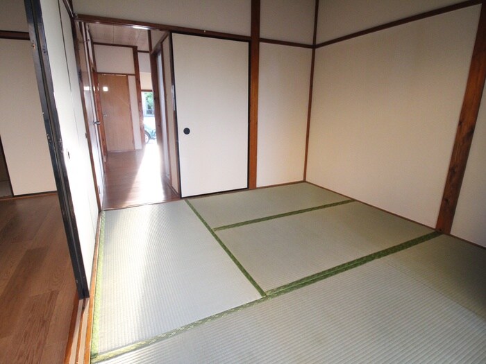 物件内観写真7　(居室)