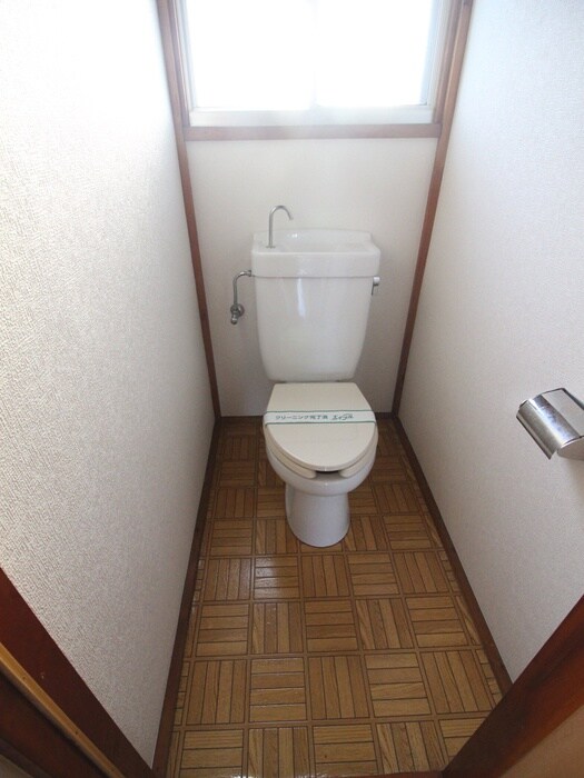 物件内観写真11　(トイレ)