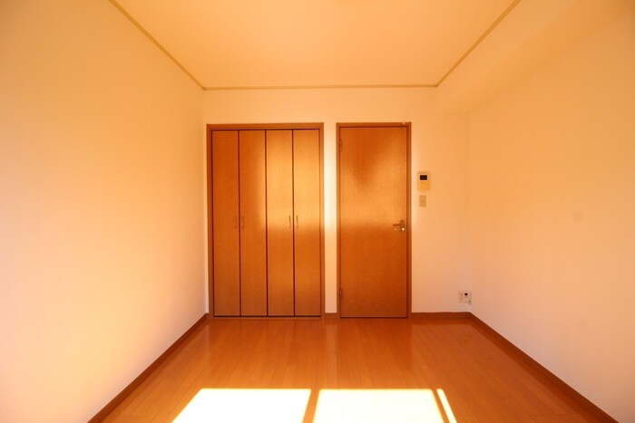 物件内観写真16　(居室)