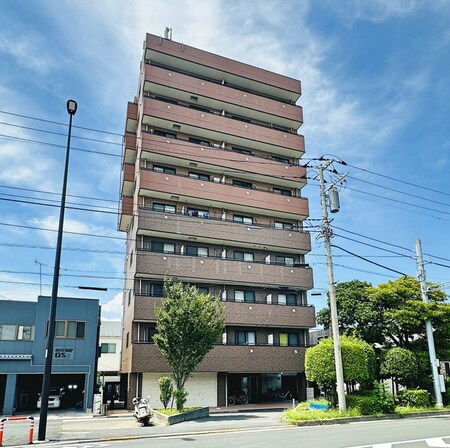 ヤングウッズ外観写真