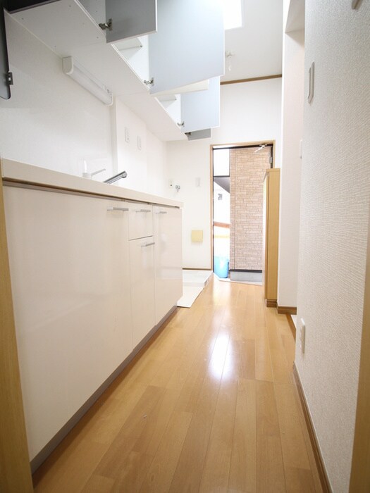 物件内観写真4　(キッチン)